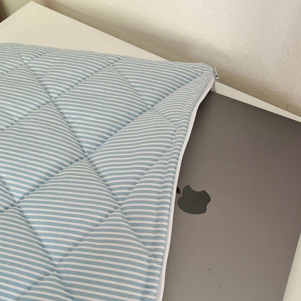 Light Blue Striped Laptop Case M